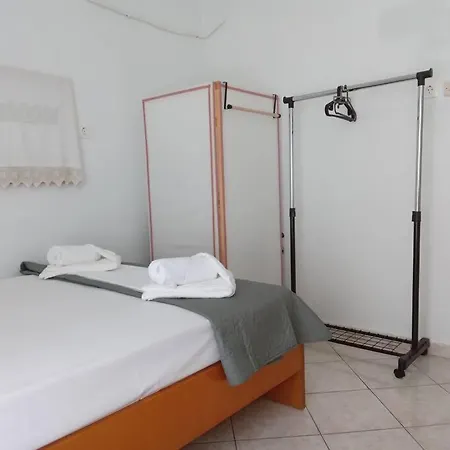 Cozy 10 M From The Sea Kalikratia Halkidiki Apartmán *