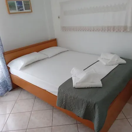 Cozy 10 M From The Sea Kalikratia Halkidiki Apartmán